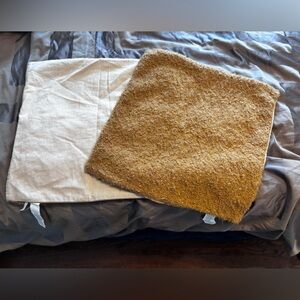 Pottery Barn 20x20 set of 2 pillow covers